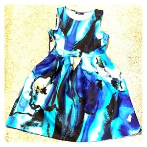 Cute dress with pockets size 8